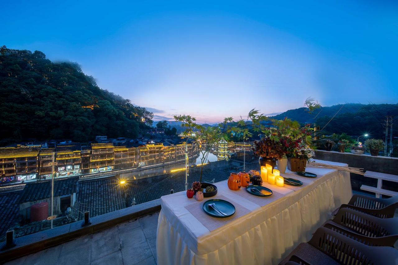 Phoenix Best River View B&B Fenghuang Luaran gambar