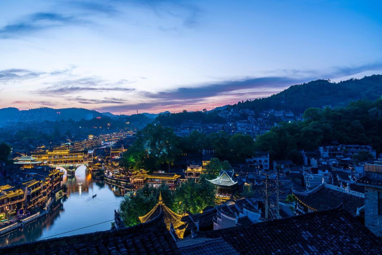 Phoenix Best River View B&B Fenghuang Luaran gambar