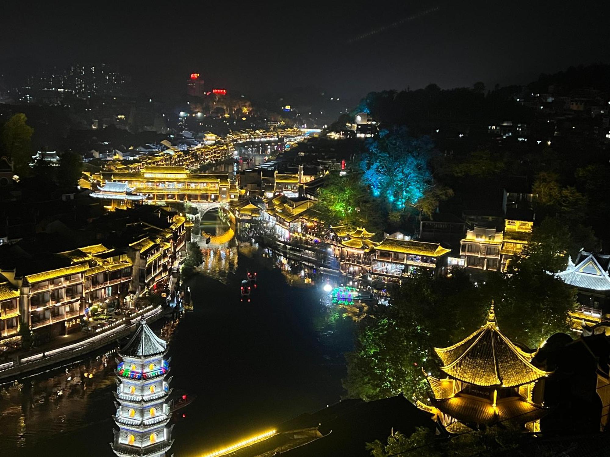 Phoenix Best River View B&B Fenghuang Luaran gambar