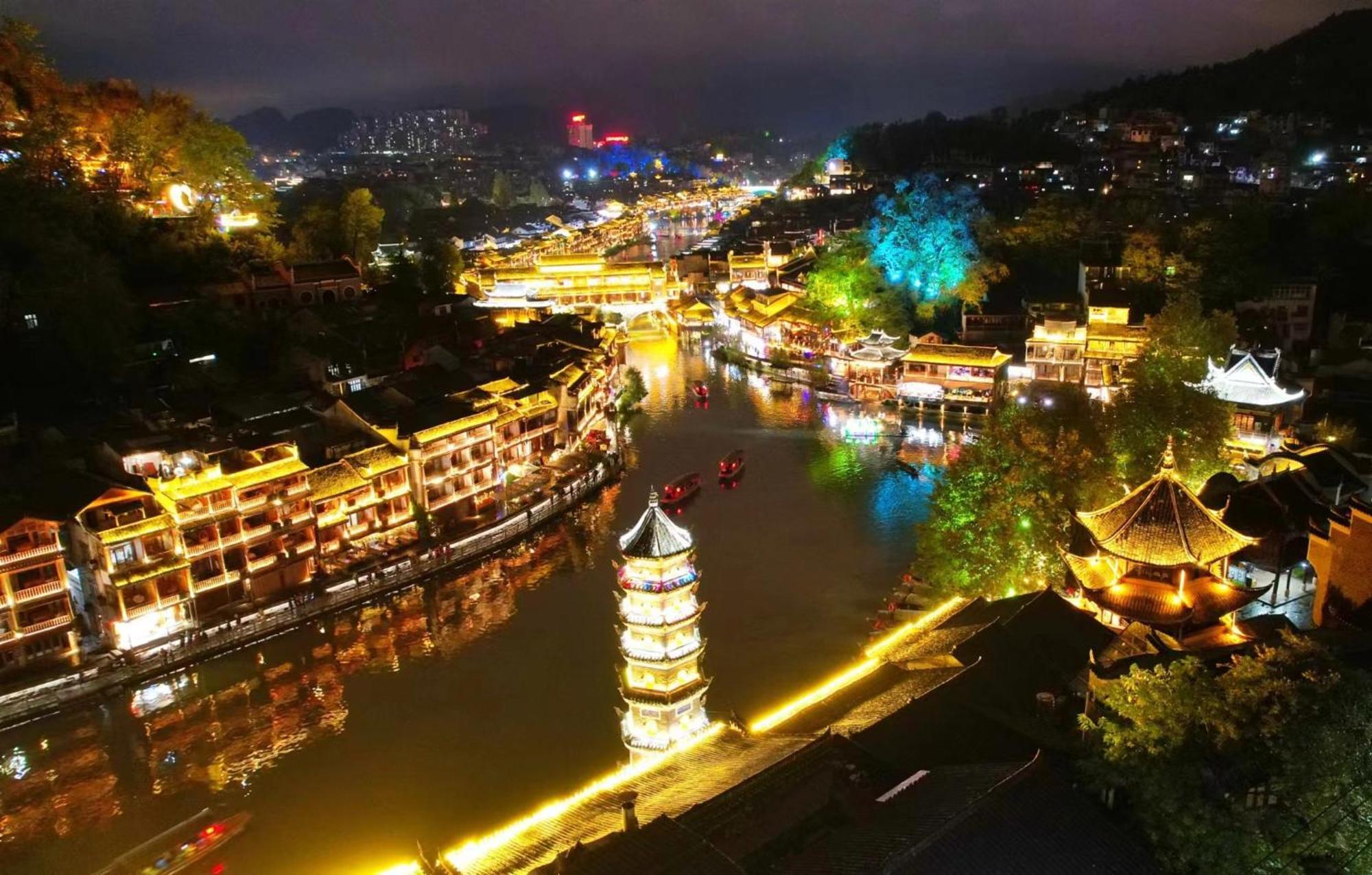 Phoenix Best River View B&B Fenghuang Luaran gambar